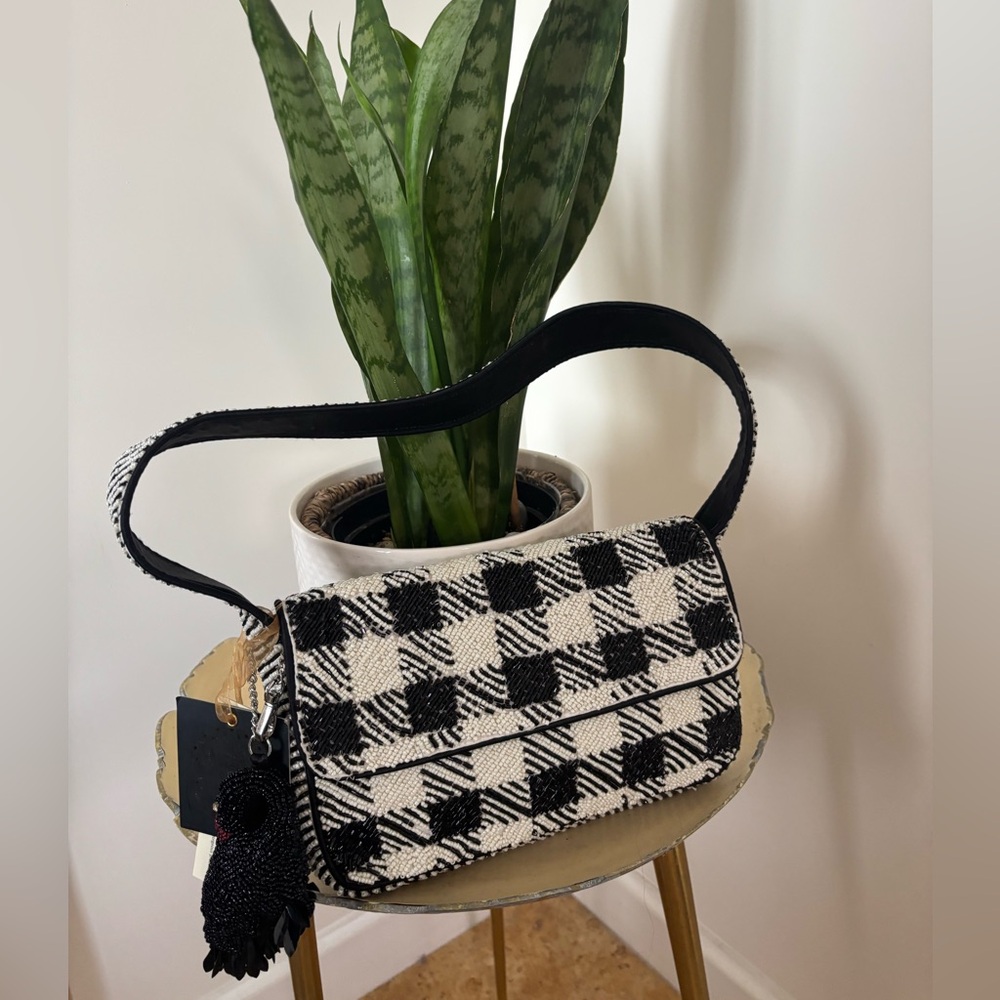 RARE Houndstooth Beaded Purse With Black Swan Bag Charm Tik Tok Viral Checkers